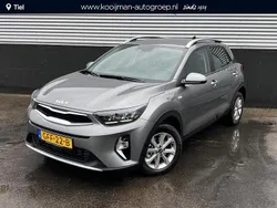 Astro grey m Gebruikt 2024 Kia Stonic SUV | € 22.900 (Eerlijke prijs)