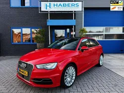 Rood Gebruikt 2015 Audi A3 Sportback e-tron Proline Sedan | € 16.745 (Eerlijke prijs)