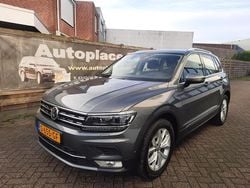 Grijs Gebruikt 2017 VW Tiguan Highline SUV | € 23.999 (Super prijs)