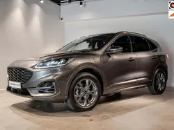 Grijs, metallic lak Gebruikt 2022 Ford Kuga ST-Line SUV | € 27.995 (Eerlijke prijs)