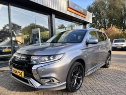 Grijs Gebruikt 2020 Mitsubishi Outlander Intense SUV | € 25.950 (Duur)