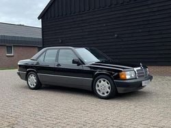 Zwart Gebruikt 1992 Mercedes 190 Sedan | € 19.900