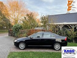Zwart (metallic) Gebruikt 2007 Volvo S80 Momentum Sedan | € 7.450 (Eerlijke prijs)