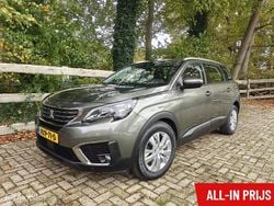 Grijs Gebruikt 2017 Peugeot 5008 SUV | € 16.950 (Eerlijke prijs)