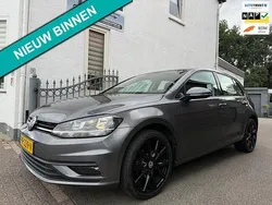 Grijs Gebruikt 2017 VW Golf VII Trendline Hatchback | € 11.950 (Goede deal)