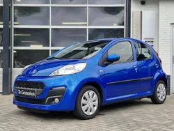 Blauw Gebruikt 2013 Peugeot 107 Active Hatchback | € 5.495 (Eerlijke prijs)