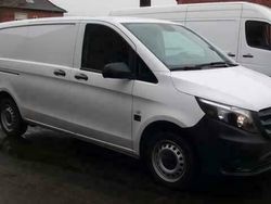Wit Gebruikt 2018 Mercedes Vito MPV | € 18.997 (Eerlijke prijs)