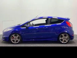 Blauw Gebruikt 2014 Ford Fiesta ST Hatchback | € 10.500 (Goede deal)