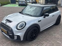 Wit Gebruikt 2022 Mini John Cooper Works Hatchback | € 33.500 (Eerlijke prijs)