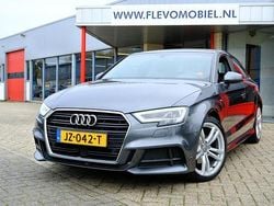 Grijs Gebruikt 2016 Audi A3 Sport Sedan | € 15.950 (Eerlijke prijs)