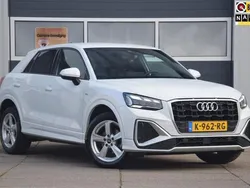 Wit, metallic lak Gebruikt 2021 Audi Q2 Premium SUV | € 27.500 (Iets duurder)