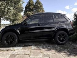 Zwart Gebruikt 2004 Toyota RAV4 Sol Van | € 4.900 (Goede deal)