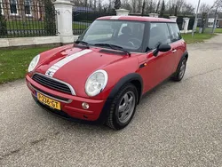 Rood Gebruikt 2003 Mini ONE Hatchback | € 1.499 (Eerlijke prijs)
