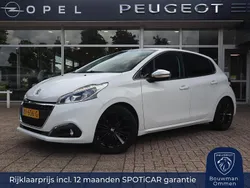 Wit Gebruikt 2018 Peugeot 208 Allure Hatchback | € 9.950 (Eerlijke prijs)