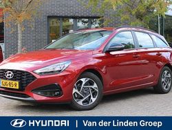 Rood Gebruikt 2024 Hyundai i30 Comfort Stationwagen | € 25.950