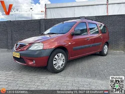 Rood Gebruikt 2008 Dacia Logan MCV Lauréate MPV | € 1.850