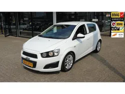 Wit Gebruikt 2012 Chevrolet Aveo LT Hatchback | € 2.450 (Eerlijke prijs)