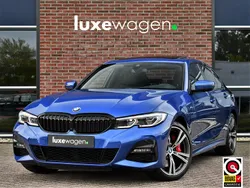 Blauw Gebruikt 2020 BMW 330e M Sport Sedan | € 35.900 (Eerlijke prijs)