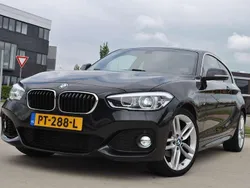 Zwart Gebruikt 2017 BMW 118 Hatchback | € 15.950 (Eerlijke prijs)