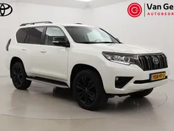 Wit Gebruikt 2022 Toyota Land Cruiser Executive SUV | € 59.999 (Duur)