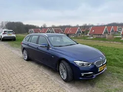 Blauw Gebruikt 2018 BMW 318 Stationwagen | € 17.750 (Goede deal)