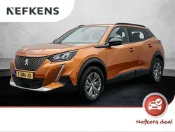 Oranje Gebruikt 2023 Peugeot e-2008 Style SUV | € 21.875 (Eerlijke prijs)