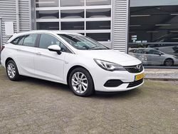 Wit Gebruikt 2020 Opel Astra Elegance Stationwagen | € 10.999 (Eerlijke prijs)