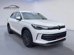 Wit Nieuw 2025 VW Tiguan Life SUV | € 46.990 (Super prijs)
