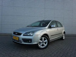 Hatchback Gebruikt 2005 Ford Focus Hatchback | € 1.450 (Eerlijke prijs)