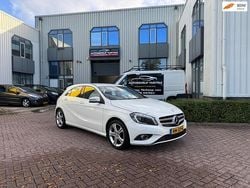 Wit Gebruikt 2015 Mercedes A180 Prestige Hatchback | € 9.995 (Super prijs)