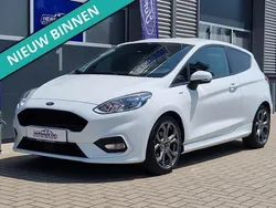 Wit Gebruikt 2017 Ford Fiesta ST-Line Hatchback | € 11.950 (Eerlijke prijs)
