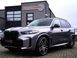 Grijs, metallic lak Gebruikt 2024 BMW X5 Comfort Edition SUV | € 99.995 (Goede deal)