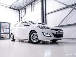 Wit Gebruikt 2014 Hyundai i30 Stationwagen | € 8.490 (Eerlijke prijs)