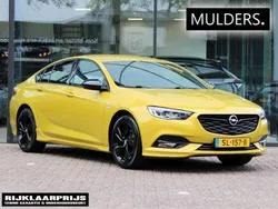 Geel Gebruikt 2018 Opel Insignia Exklusiv Hatchback | € 21.987