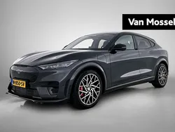 Grijs Gebruikt 2021 Ford Mustang Mach-E GT SUV | € 39.945 (Eerlijke prijs)