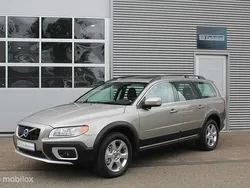 Beige Gebruikt 2010 Volvo XC70 Summum SUV | € 32.900