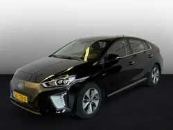 Zwart Gebruikt 2018 Hyundai Ioniq Premium Sedan | € 15.950