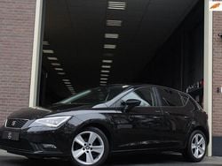 Zwart (metallic) Gebruikt 2016 Seat Leon FR Hatchback | € 8.990 (Goede deal)