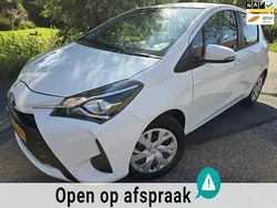 Wit Gebruikt 2020 Toyota Yaris Active Hatchback | € 8.750 (Super prijs)