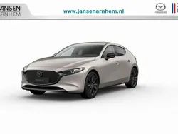 Grijs Nieuw 2025 Mazda 3 Nagisa Hatchback | € 39.240 (Eerlijke prijs)