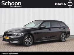 Zwart Gebruikt 2022 BMW 330e M Sport Stationwagen | € 32.950 (Super prijs)