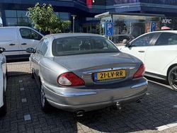 Grijs Gebruikt 2003 Jaguar X-type Sedan | € 1.000 (Goede deal)
