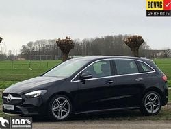 Zwart Gebruikt 2022 Mercedes B200 AMG line MPV | € 33.950 (Iets duurder)
