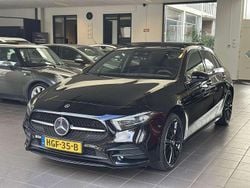 Zwart Gebruikt 2021 Mercedes A250 Premium Plus Hatchback | € 32.950 (Eerlijke prijs)