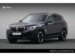 M carbonschwarz metallic (zwart metallic) Gebruikt 2021 BMW iX3 Comfort Edition SUV | € 37.880 (Eerlijke prijs)