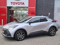 Grijs Gebruikt 2025 Toyota C-HR SUV | € 36.700 (Goede deal)
