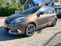 Bruin Gebruikt 2012 Renault Scénic III Bose Edition MPV | € 4.499 (Eerlijke prijs)