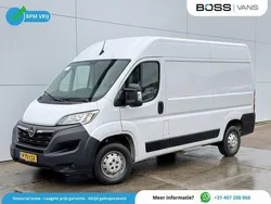 Wit Gebruikt 2023 Opel Movano Van | € 16.435