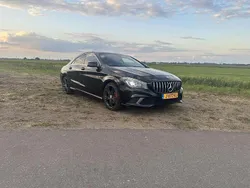 Zwart Gebruikt 2014 Mercedes CLA200 Prestige Sedan | € 15.999 (Eerlijke prijs)