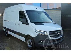 Wit Gebruikt 2023 Mercedes Sprinter Van | € 52.500